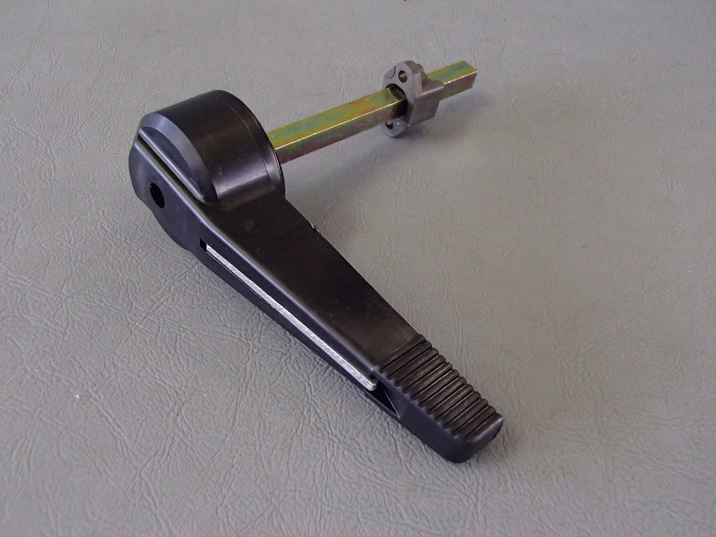 TÉLÉMÉCANIQUE  DK1FB005