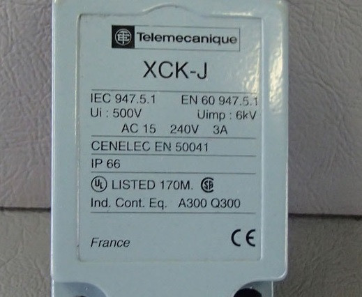 TÉLÉMÉCANIQUE  ZCKJ1