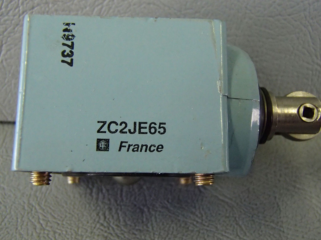 TÉLÉMÉCANIQUE  ZC2JE65