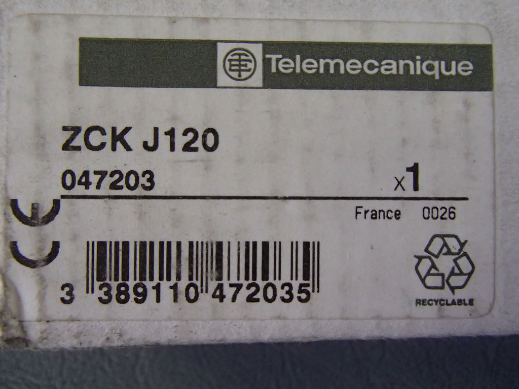 TÉLÉMÉCANIQUE  ZCKJ120