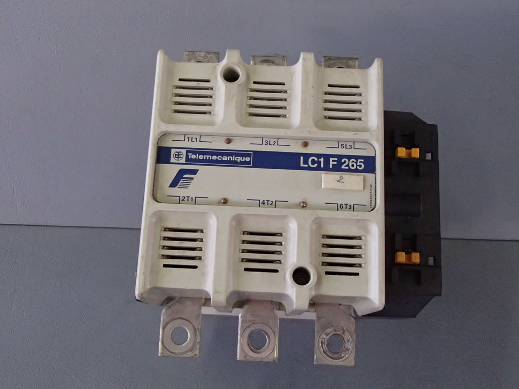 TÉLÉMÉCANIQUE  LC1F265