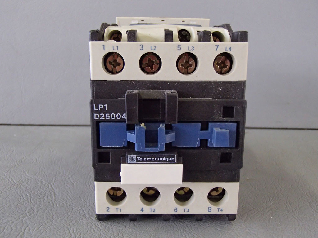 TÉLÉMÉCANIQUE  LP1D25004