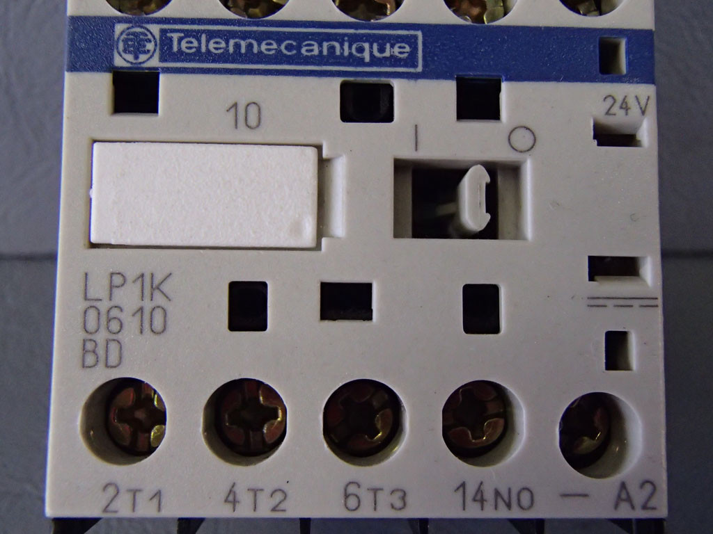 TÉLÉMÉCANIQUE  LP1K0610BD