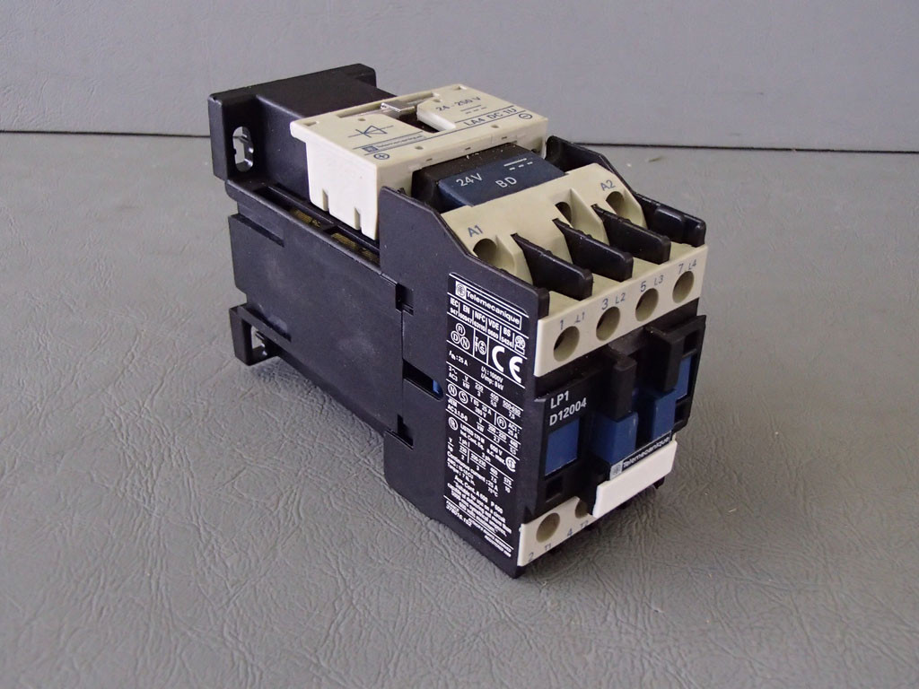 TÉLÉMÉCANIQUE  LP1D12004