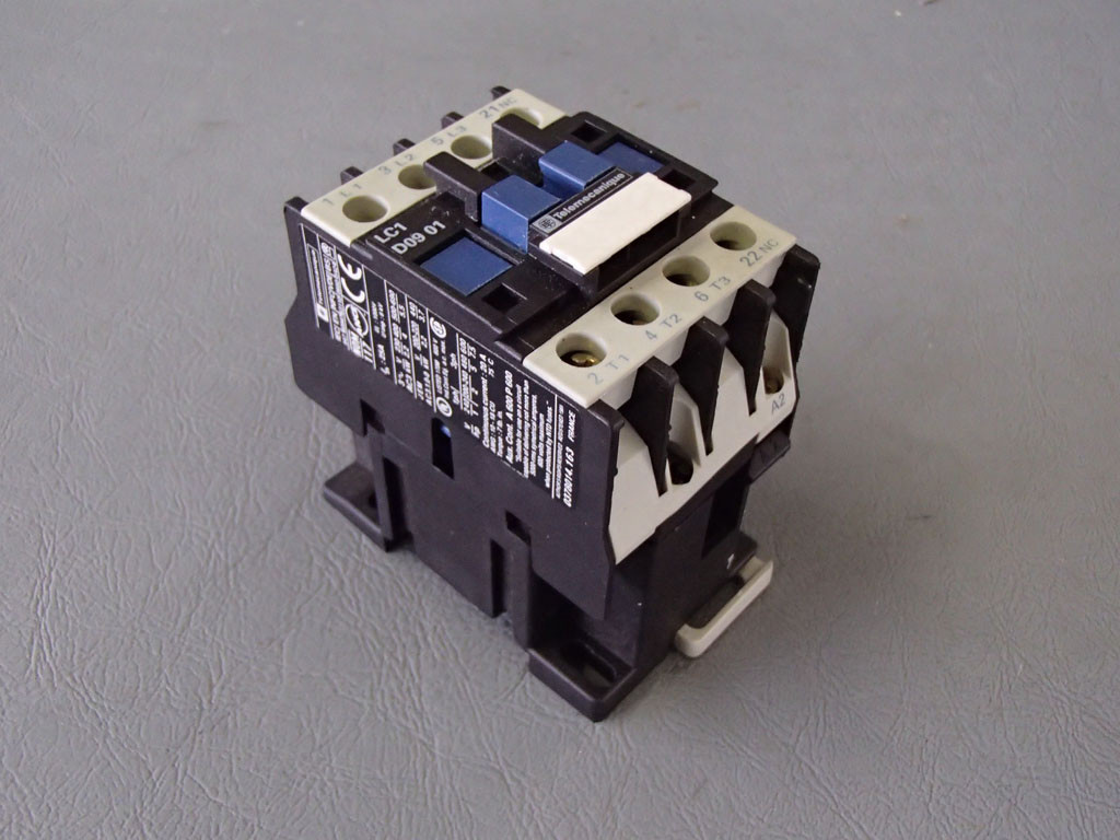 TÉLÉMÉCANIQUE  LC1D0901