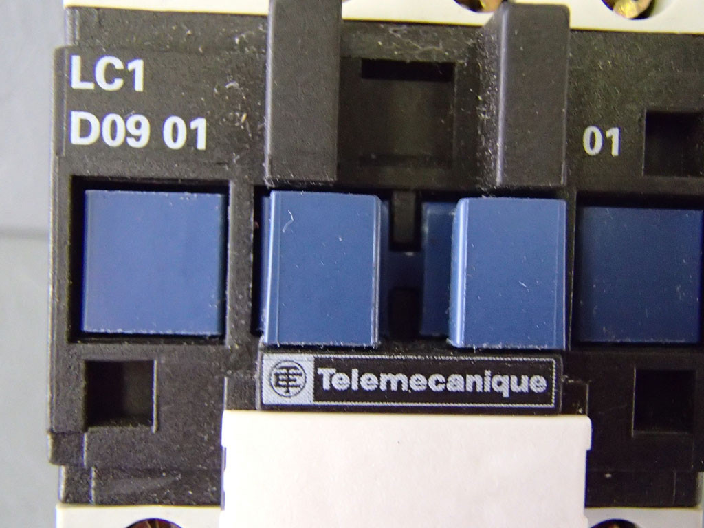 TÉLÉMÉCANIQUE  LC1D0901