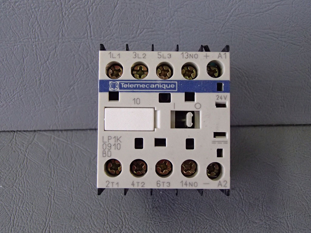 TÉLÉMÉCANIQUE  LP1K0910BD