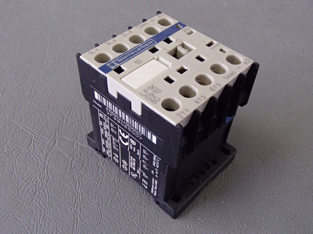 TÉLÉMÉCANIQUE  LP1K0910BD