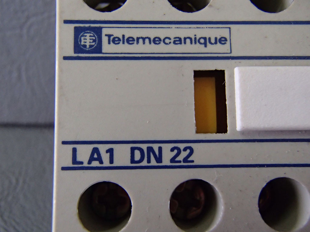 TÉLÉMÉCANIQUE  LA1DN22