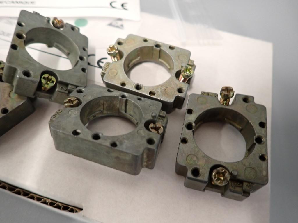 TÉLÉMÉCANIQUE  ZB2-BZ009