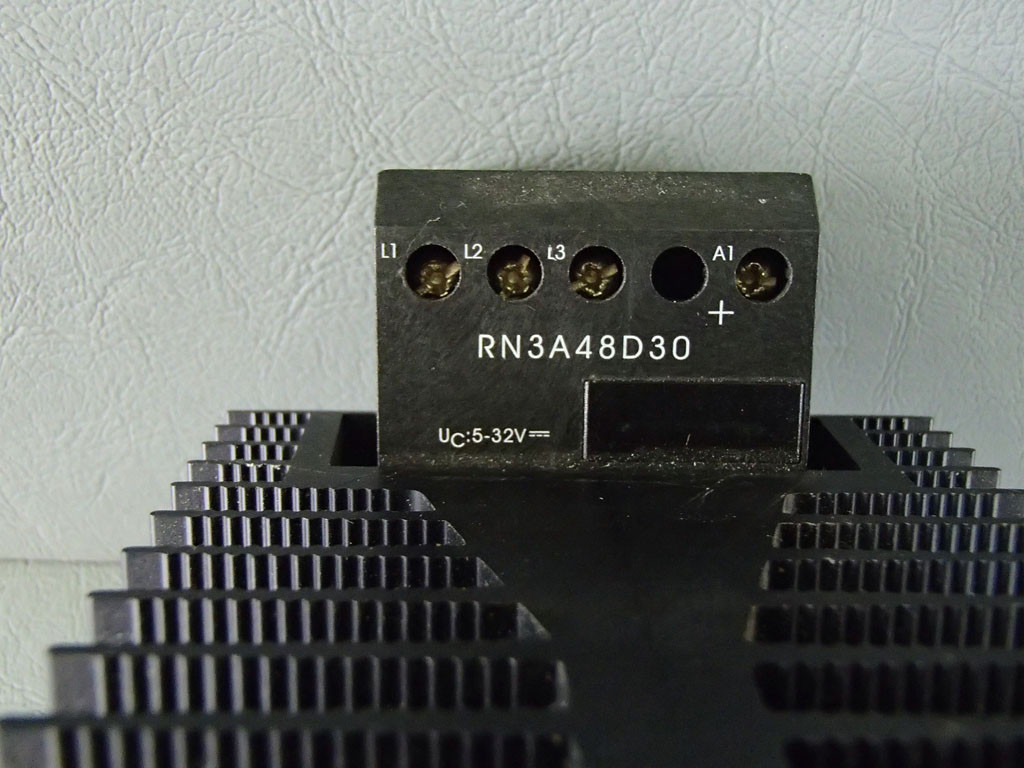 CARLO GAVAZZI RN3A48D30