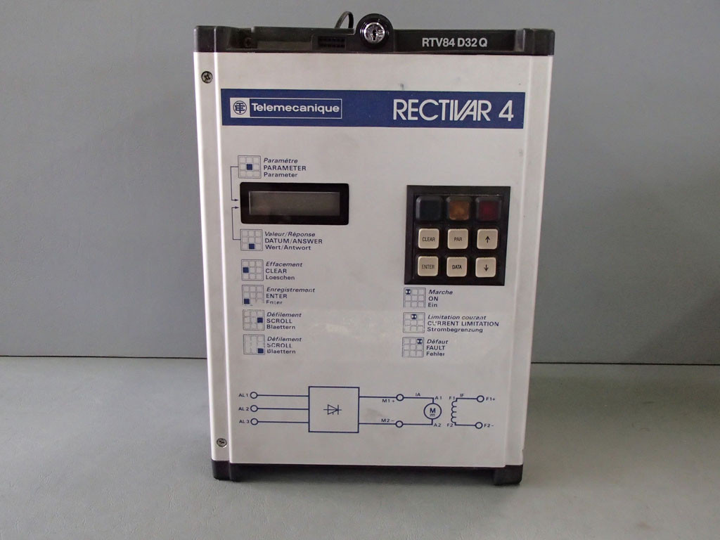 TÉLÉMÉCANIQUE  RTV84D32Q