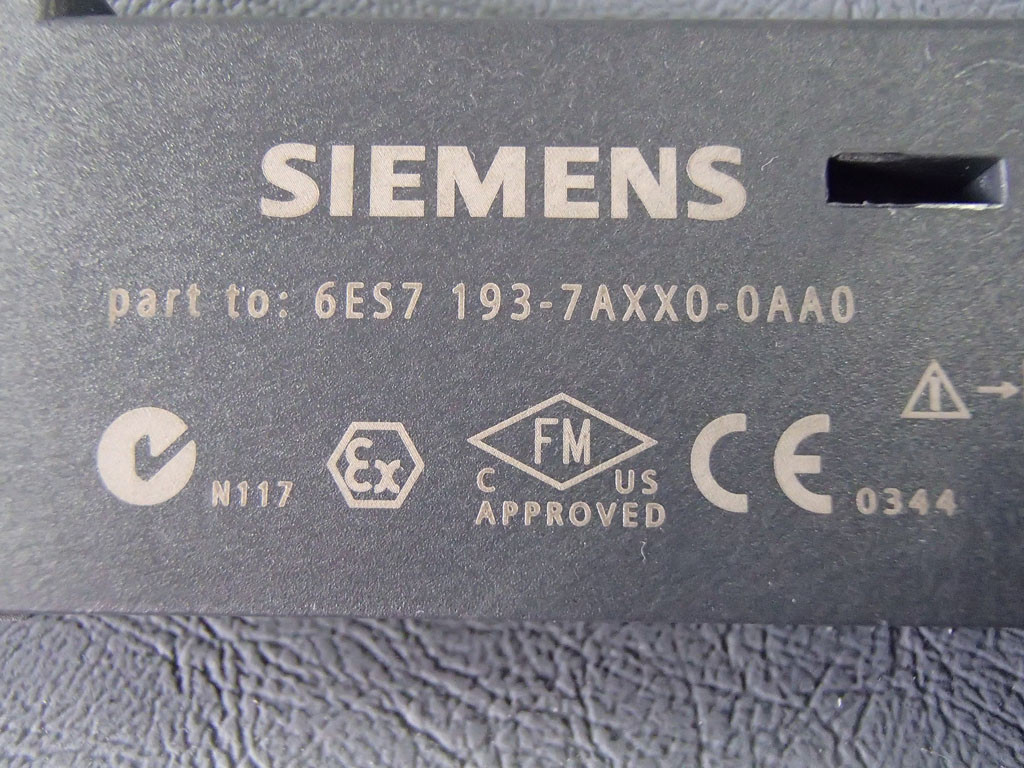 SIEMENS 6ES7193-7AXX0-0AA0