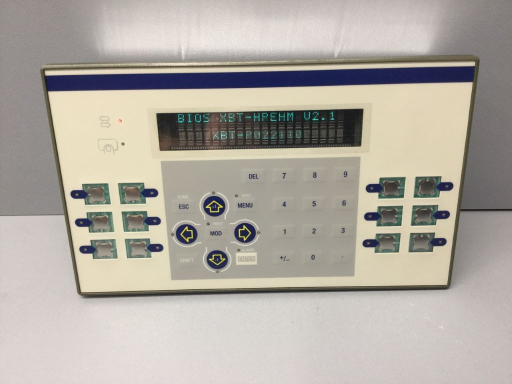 TÉLÉMÉCANIQUE  XBT-P022110