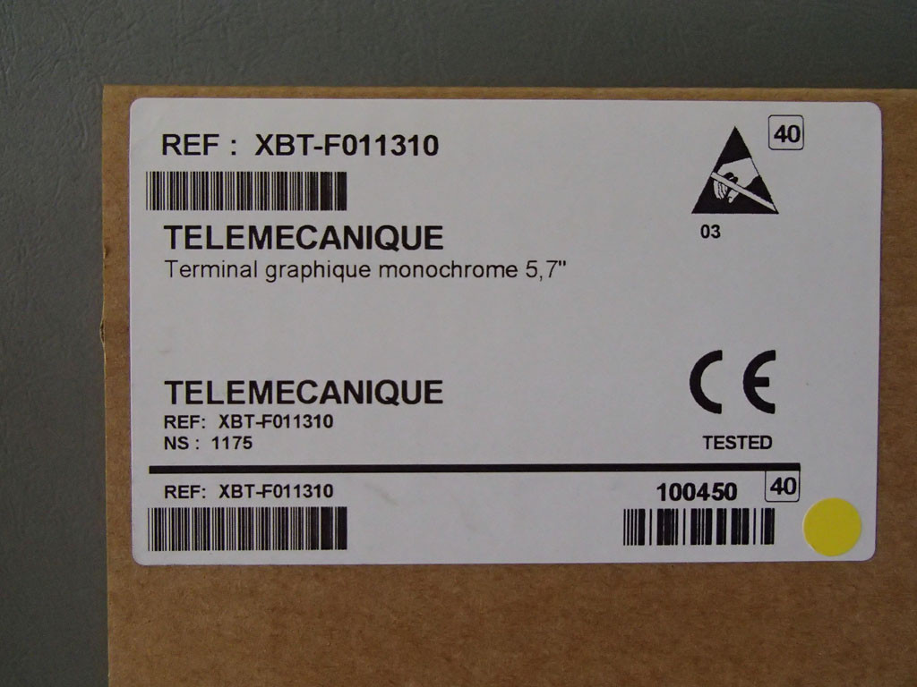 TÉLÉMÉCANIQUE  XBT-F011310