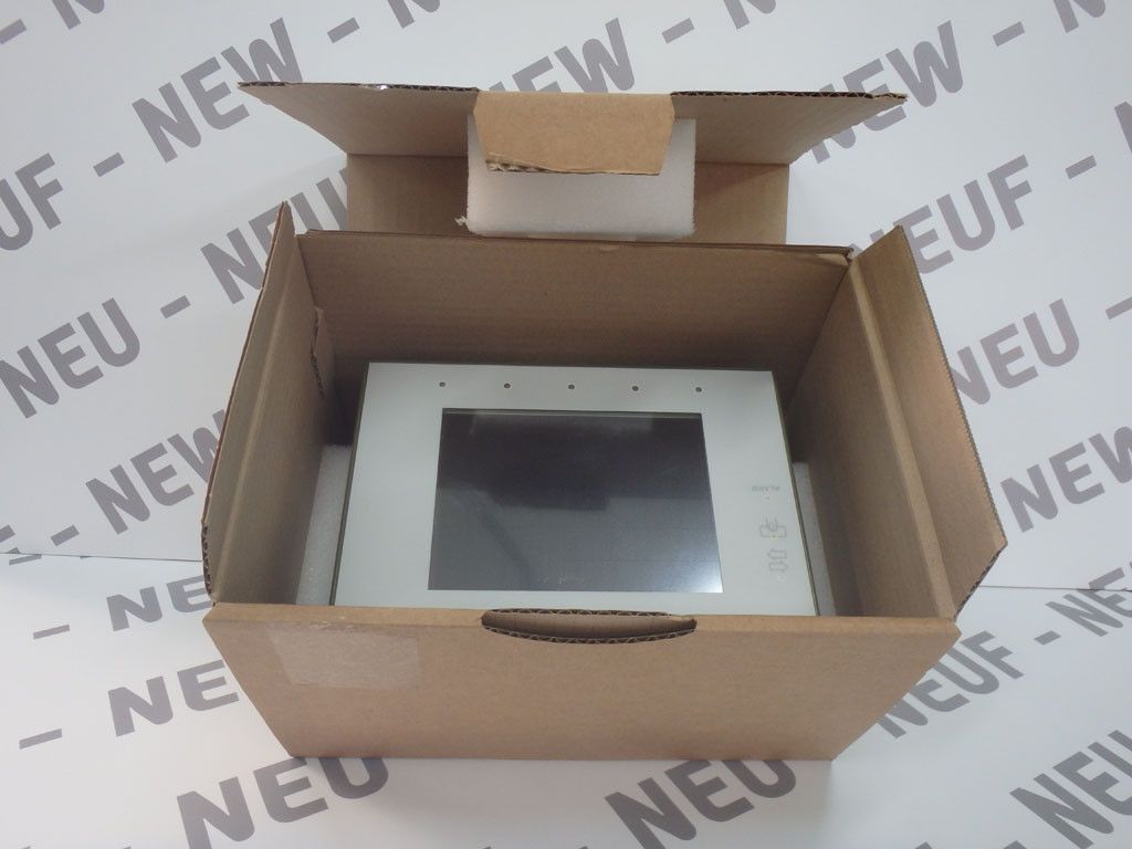 TÉLÉMÉCANIQUE  XBTF032110