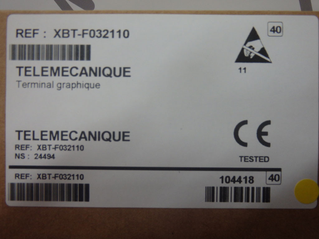 TÉLÉMÉCANIQUE  XBTF032110