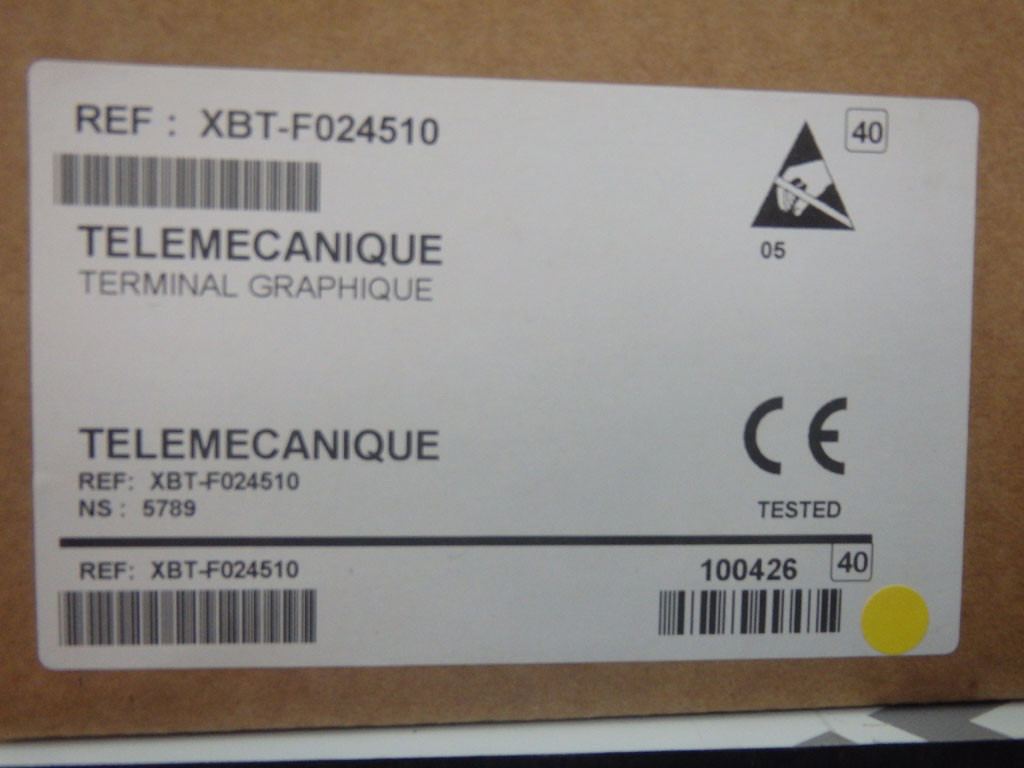 TÉLÉMÉCANIQUE  XBT-F024510
