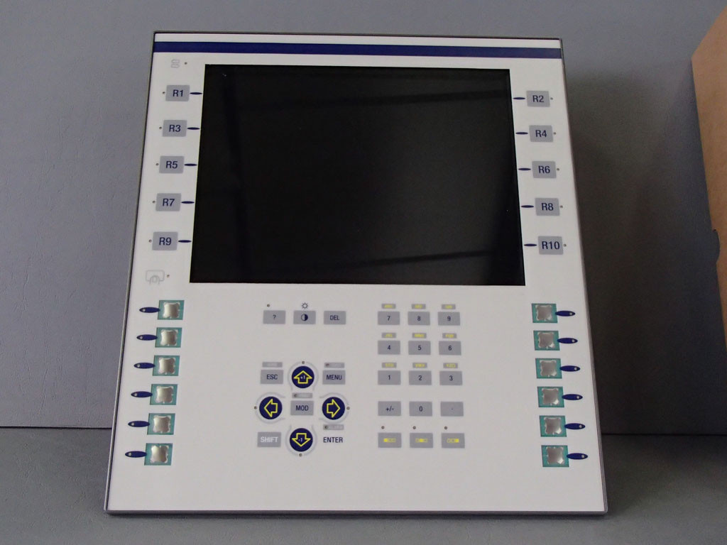 TÉLÉMÉCANIQUE  XBT-F024610