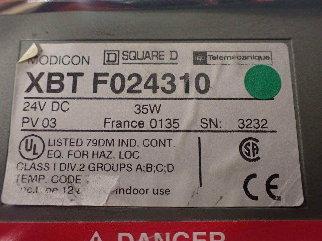 TÉLÉMÉCANIQUE  XBT-F024310