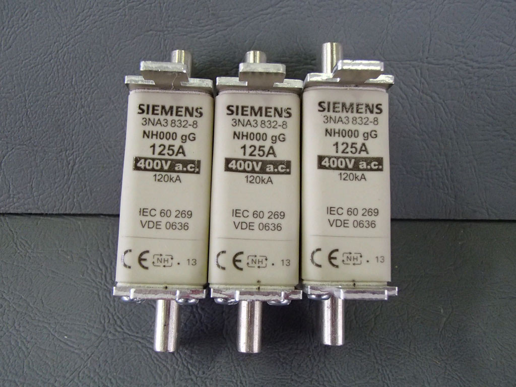 SIEMENS 3NA3832-8