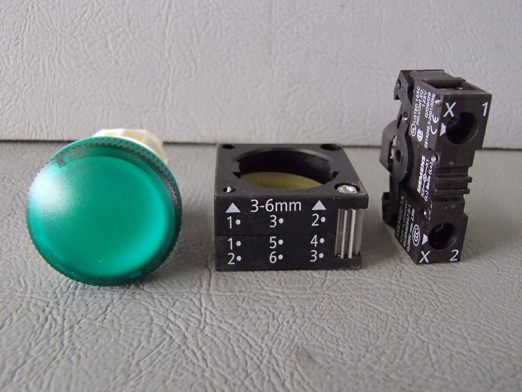 SIEMENS 3SB3204-6AA40