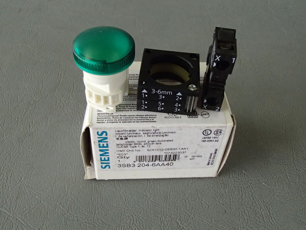 SIEMENS 3SB3204-6AA40