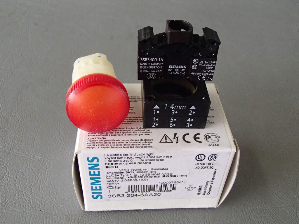 SIEMENS 3SB3204-6AA20