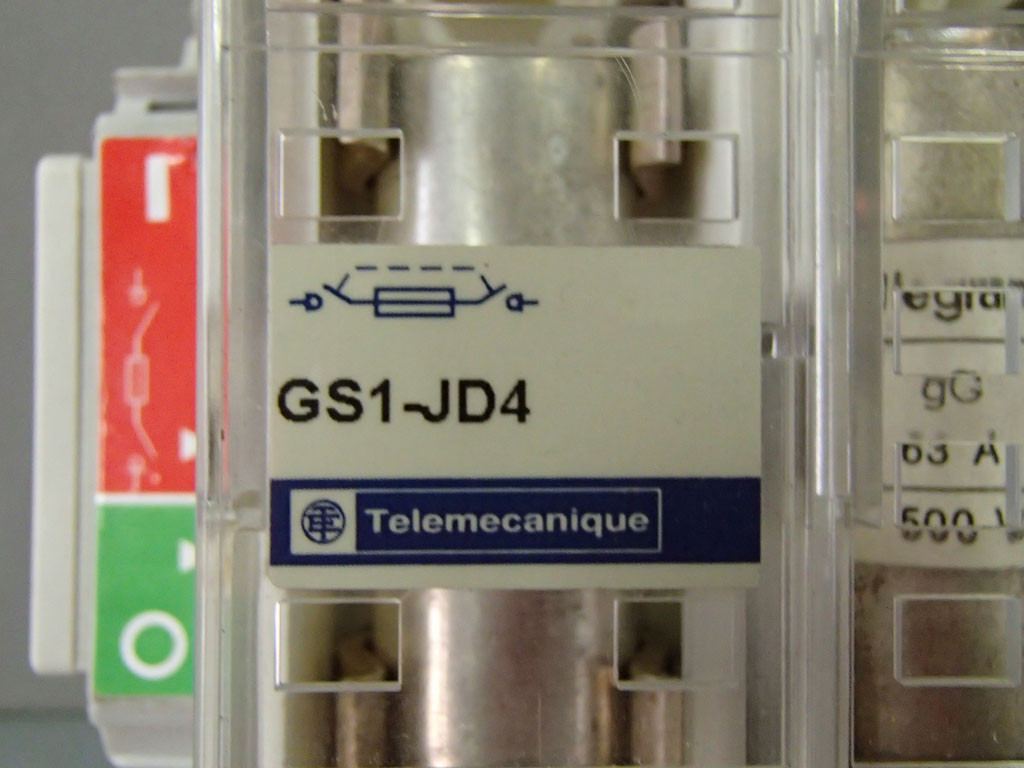 TÉLÉMÉCANIQUE  GS1-JD4