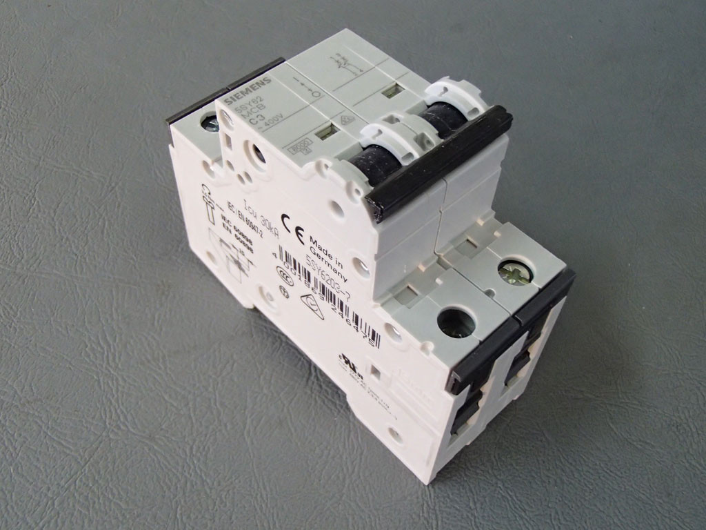 SIEMENS 5SY62MCB-C3