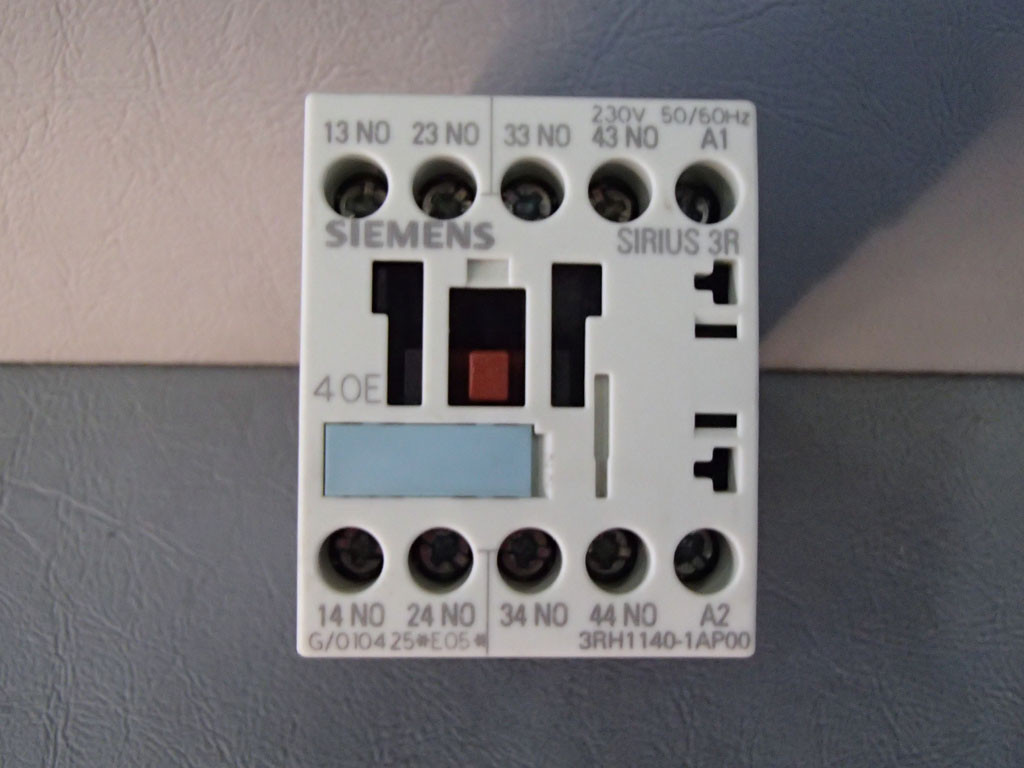 SIEMENS 3RH1140-1AP00