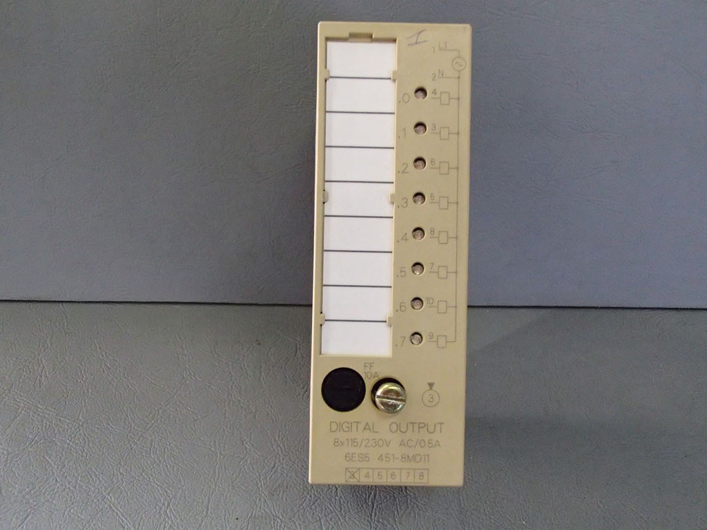 SIEMENS 6ES5451-8MD11