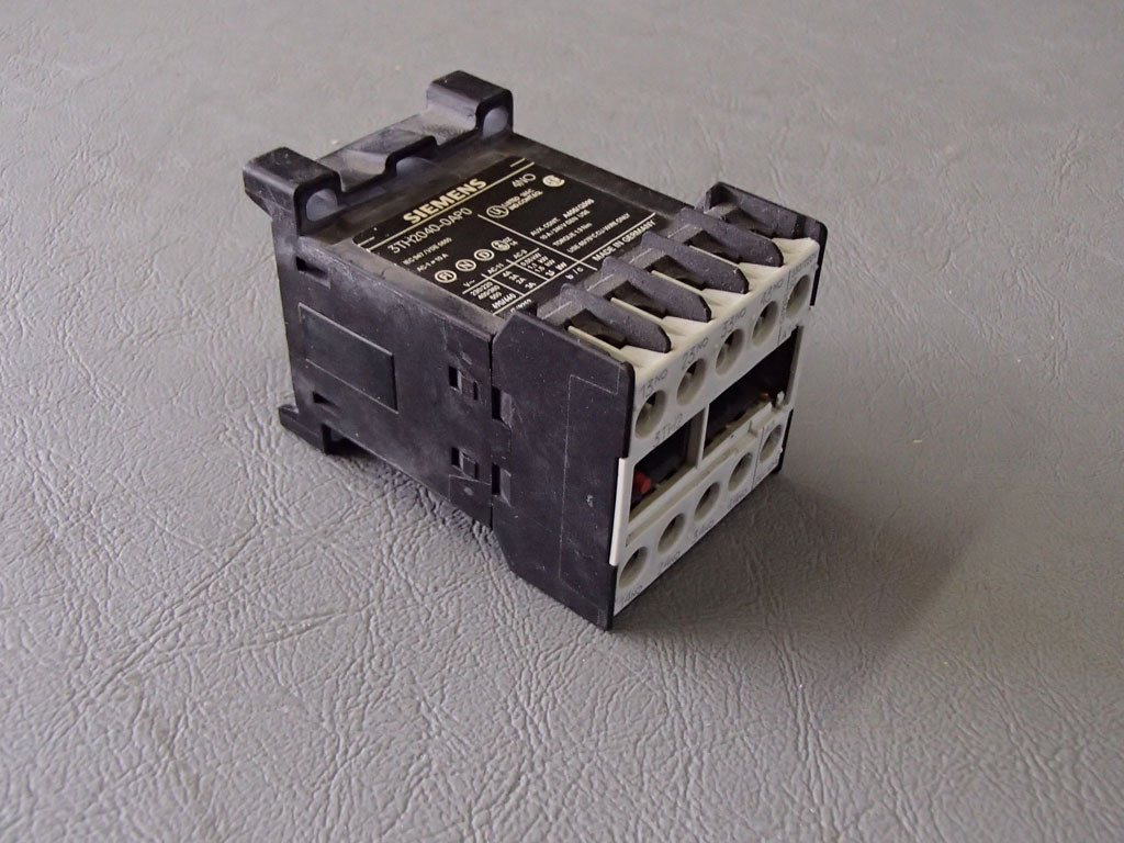 SIEMENS 3TH2040-0AP0