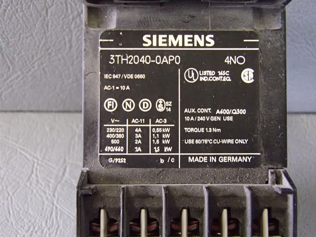 SIEMENS 3TH2040-0AP0