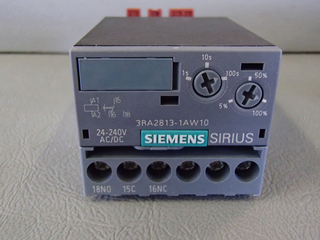 SIEMENS 3RA2813-1AW10