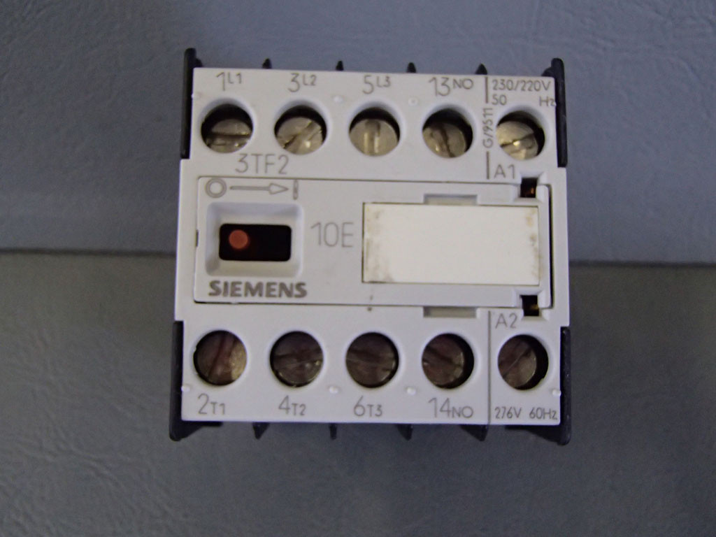 SIEMENS 3TF2010-0AP0