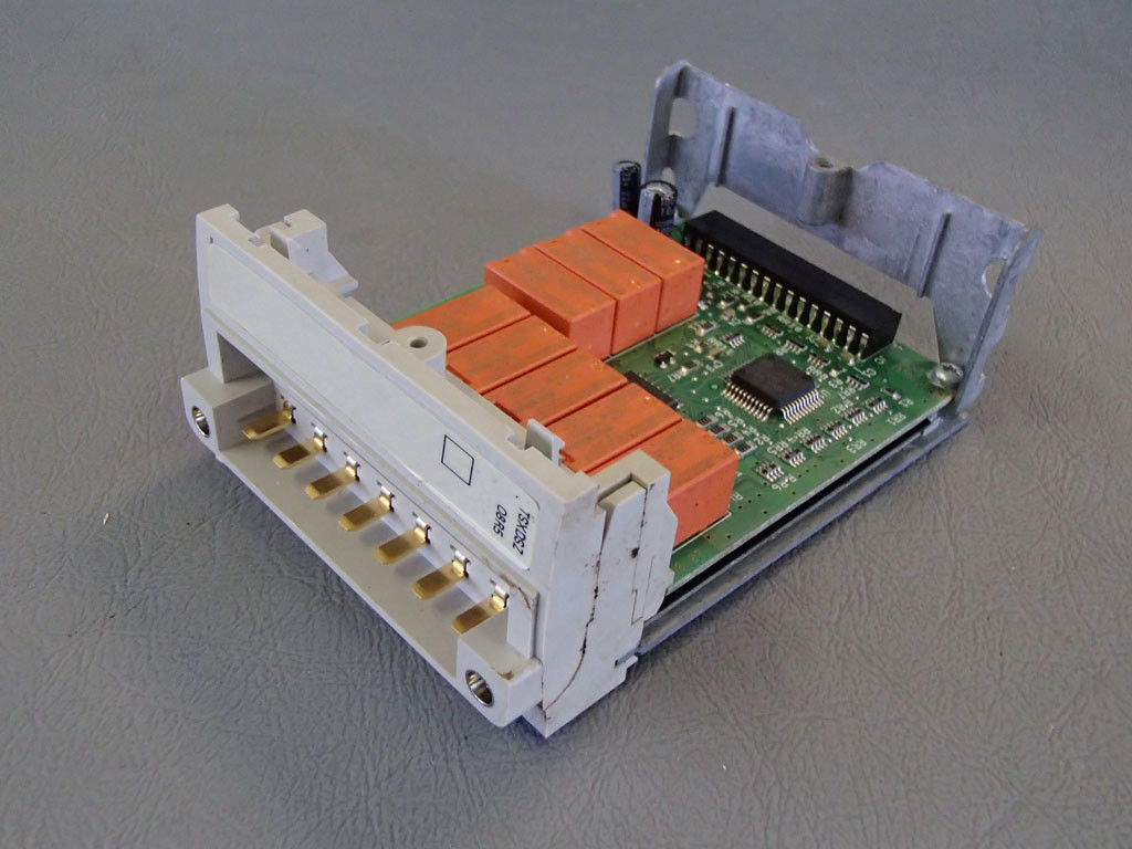 TÉLÉMÉCANIQUE  TSXDSZ08R5