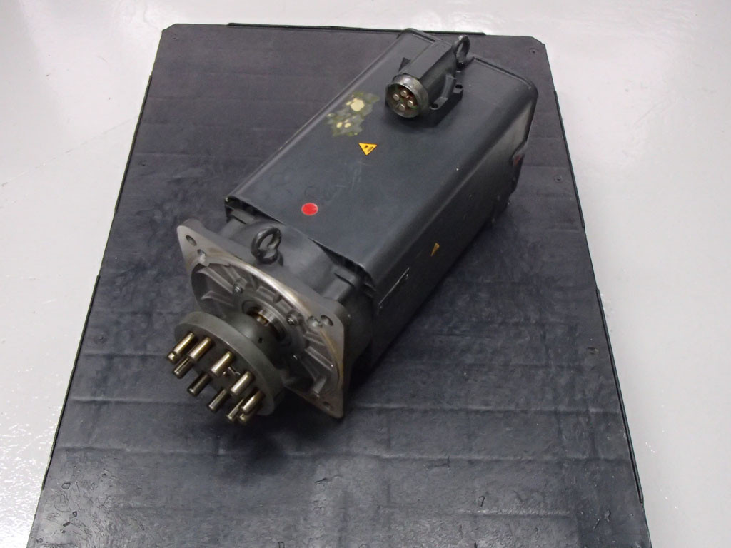 SIEMENS 1FT6136-6AC71-4AA0