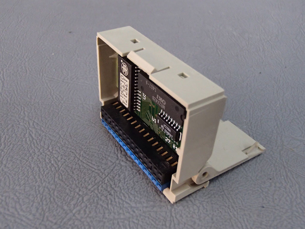 TÉLÉMÉCANIQUE  TSXP1720FF1