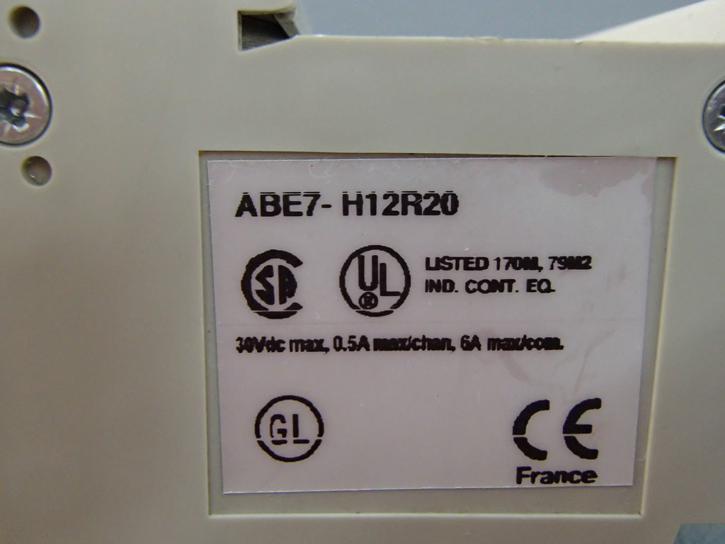 TÉLÉMÉCANIQUE  ABE7-H12R20