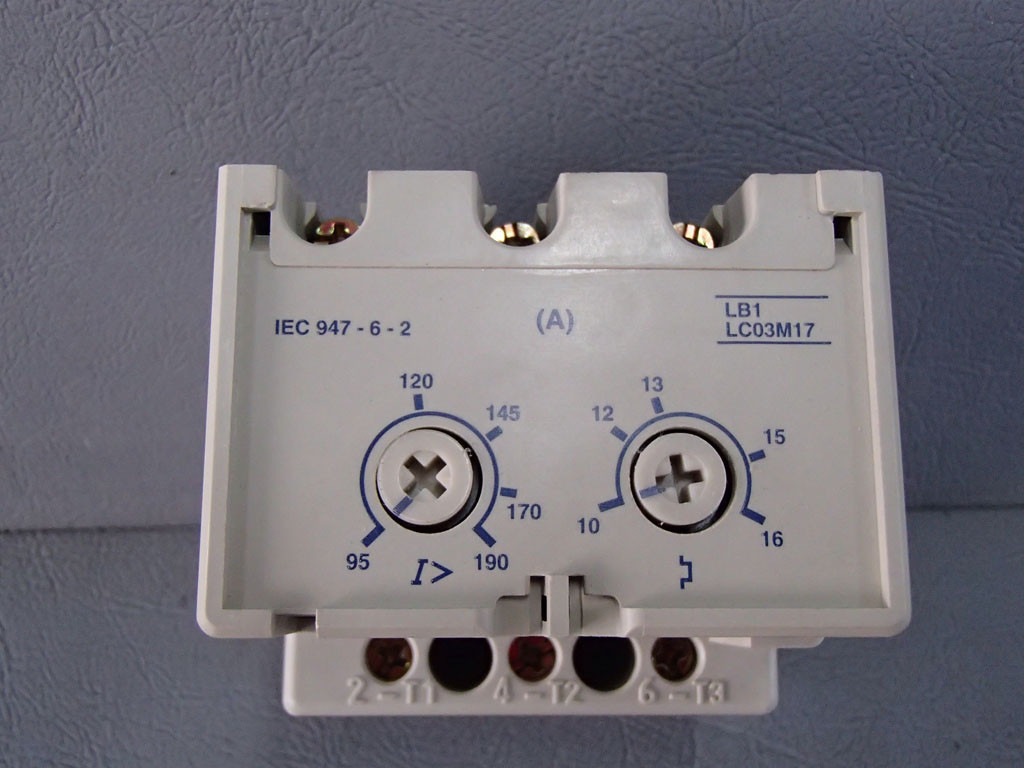 TÉLÉMÉCANIQUE  LB1LC03M17