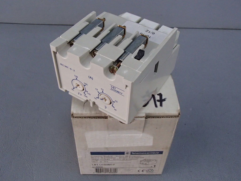 TÉLÉMÉCANIQUE  LB1LC03M17