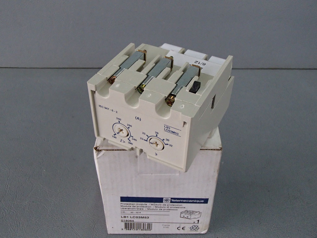 TÉLÉMÉCANIQUE  LB1LC03M53
