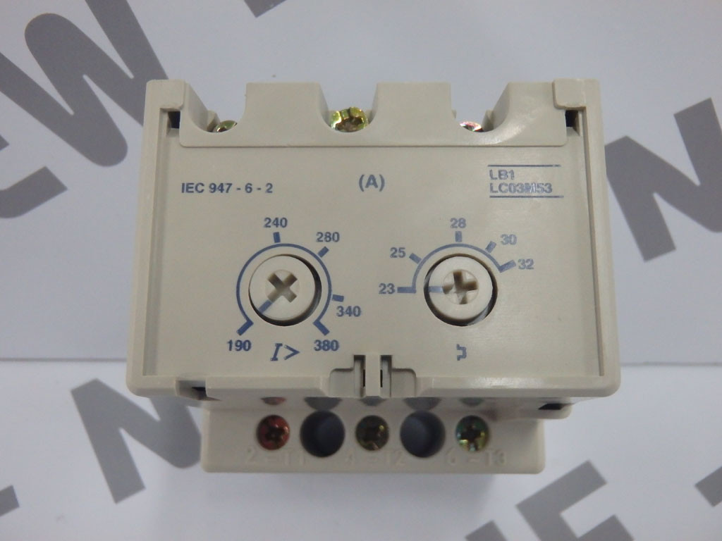 TÉLÉMÉCANIQUE  LB1LC03M53