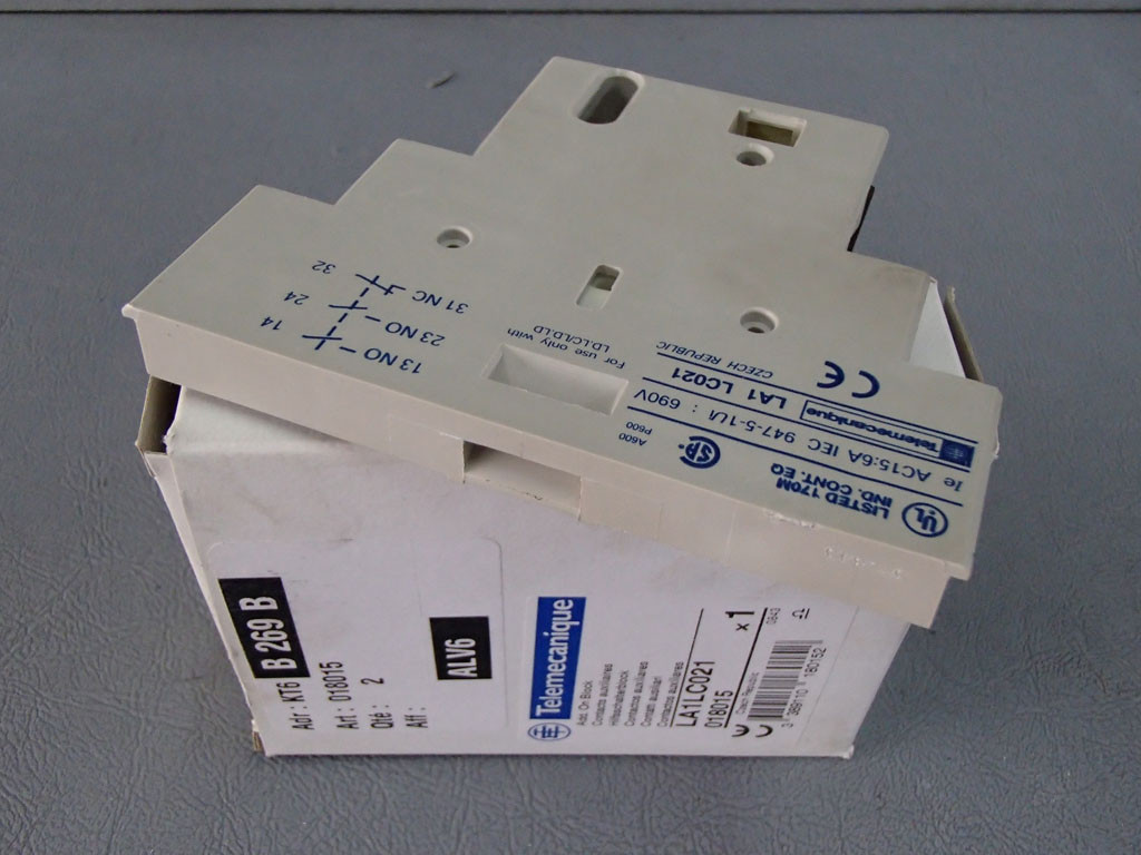 TÉLÉMÉCANIQUE  LA1LC021