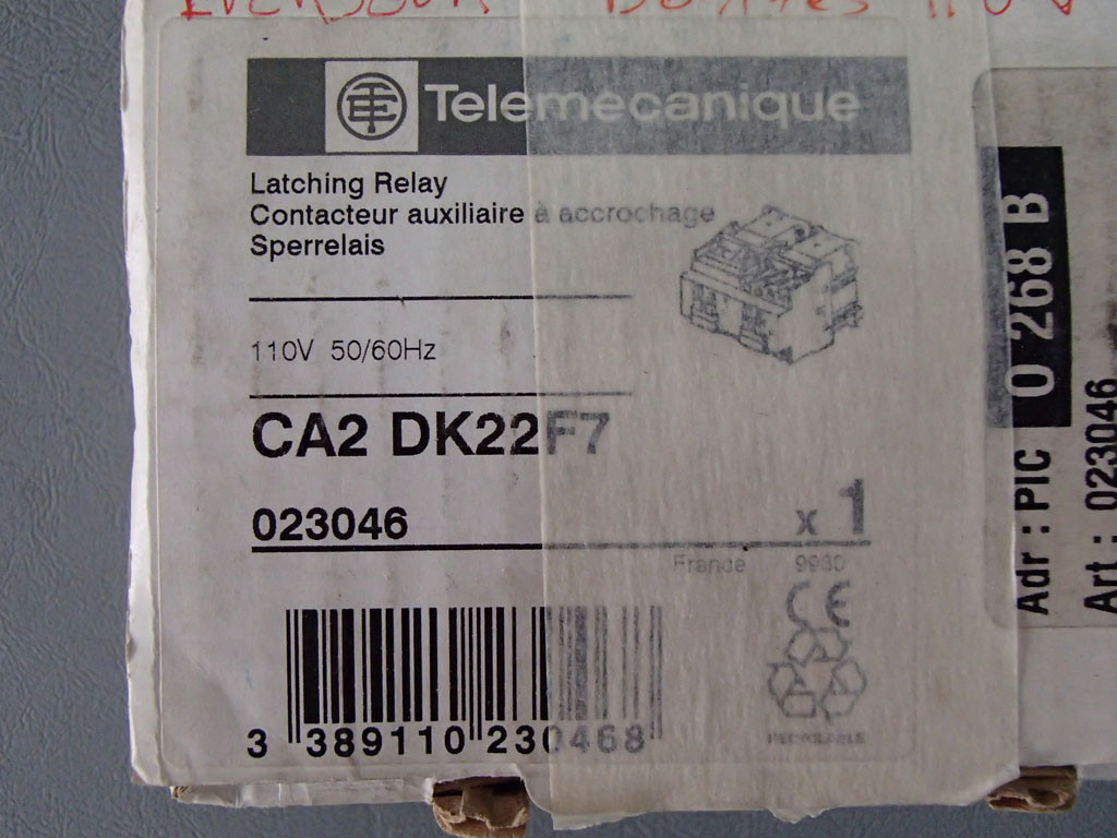 TÉLÉMÉCANIQUE  CA2DK22F7