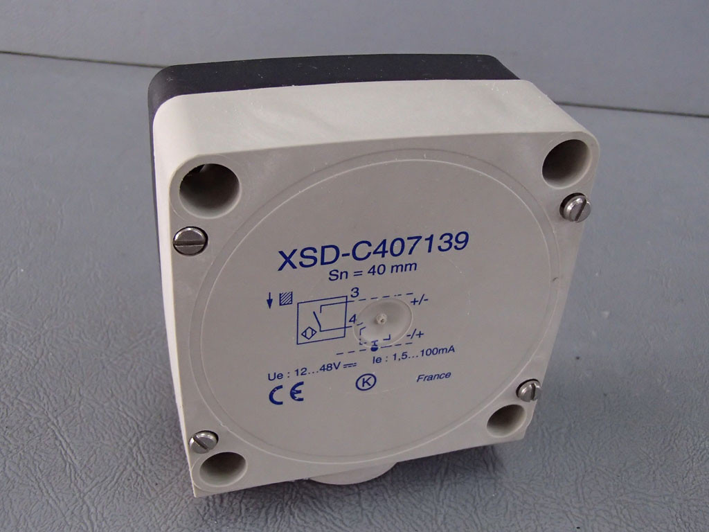 TÉLÉMÉCANIQUE  XSD-C407139