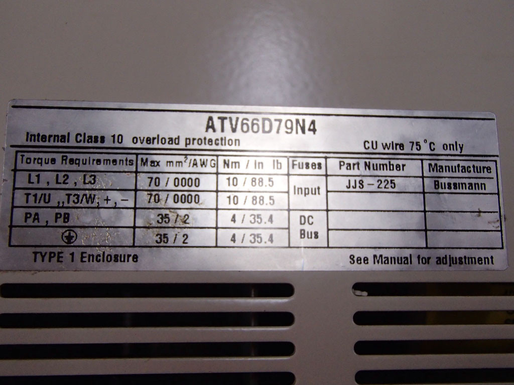 TÉLÉMÉCANIQUE  ATV66D79N4