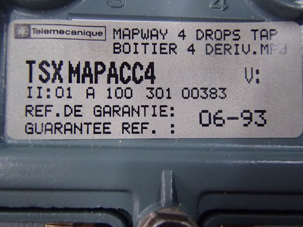 TÉLÉMÉCANIQUE  TSXMAPACC4