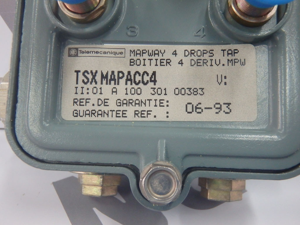 TÉLÉMÉCANIQUE  TSXMAPACC4